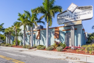 Plus de détails pour 3210 Cleveland Ave, Fort Myers, FL - Bureau à louer