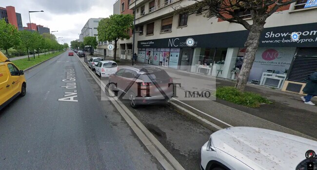Plus de détails pour Local commercial à vendre