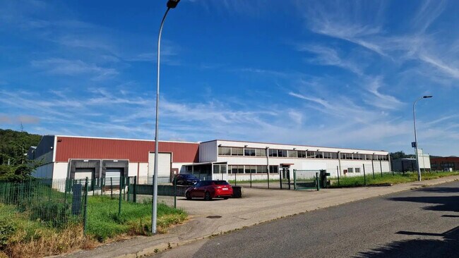 Plus de détails pour 4 Route Du Dôme, Chaponost - Différents types d’espaces à louer