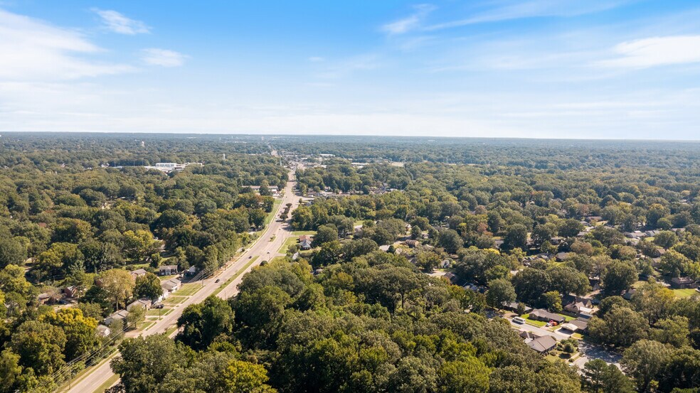 5259 Stage Rd, Bartlett, TN à vendre - Photo de l’immeuble – Image 2 sur 14