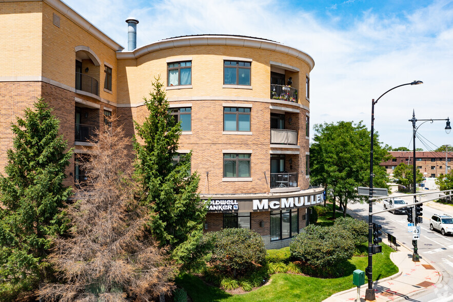 6400 N Northwest Hwy, Chicago, IL à louer - Photo de l’immeuble – Image 2 sur 5