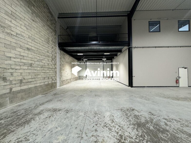 Industriel/Logistique dans Les Pavillons-sous-Bois à louer - Photo intérieure – Image 2 sur 8