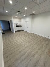 4748-4794 NE 11th Ave, Oakland Park, FL à louer Photo intérieure– Image 1 sur 7
