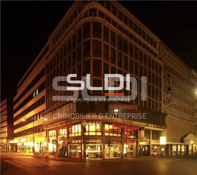 Plus de détails pour Local commercial à vendre