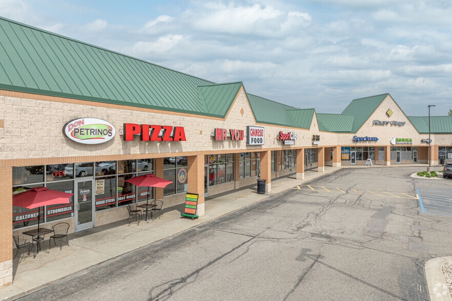 12719 Riley St, Holland, MI à vendre - Photo de l’immeuble – Image 3 sur 8