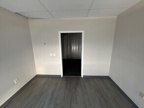 8034 Culebra Rd, San Antonio, TX à louer Photo intérieure– Image 1 sur 5