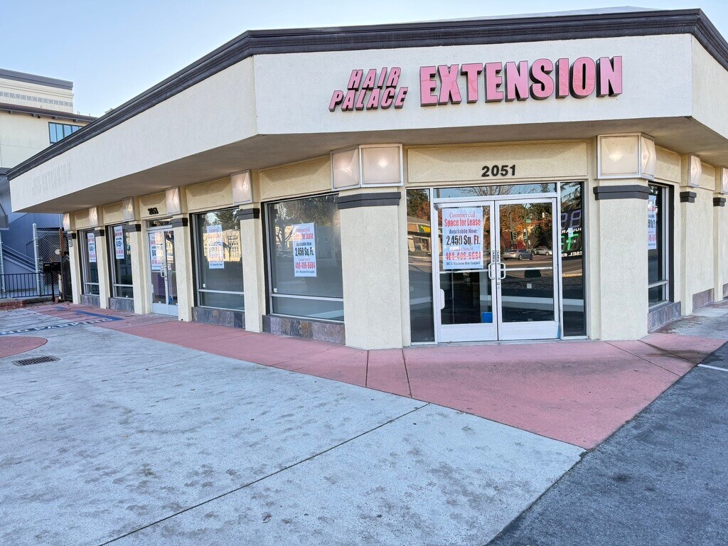 2051 S Winchester Blvd, Campbell, CA à louer Photo principale– Image 1 sur 6