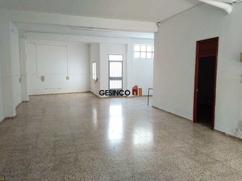 Local commercial dans Ontinyent, Valencia à louer - Photo de l’immeuble – Image 3 sur 7