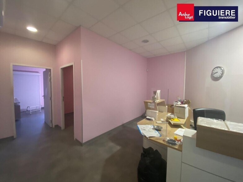 Bureau dans Istres à louer - Photo intérieure – Image 2 sur 9