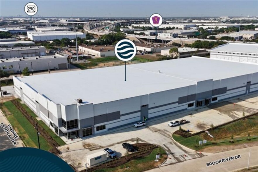 7415 Empire Central Dr, Houston, TX à vendre - Photo de l’immeuble – Image 2 sur 5