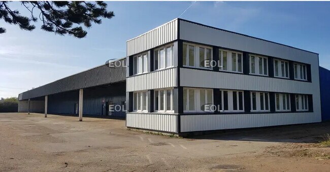 Plus de détails pour Industriel/Logistique à louer