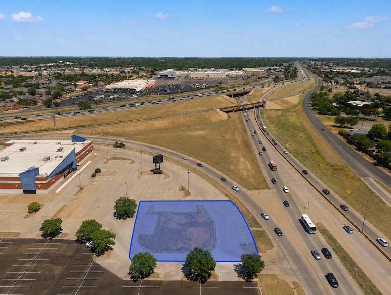 5702 Spur 327, Lubbock, TX à vendre - Aérien – Image 2 sur 8