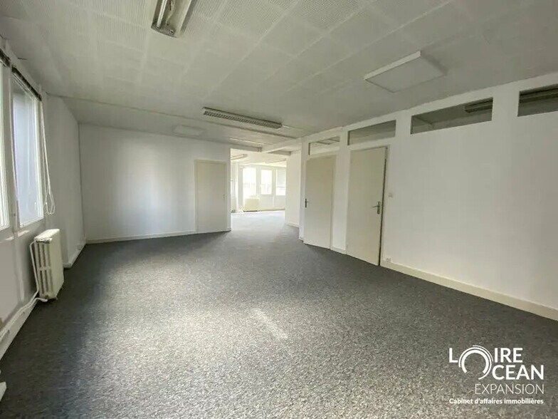 Bureau dans Nantes à louer - Photo de l’immeuble – Image 3 sur 8