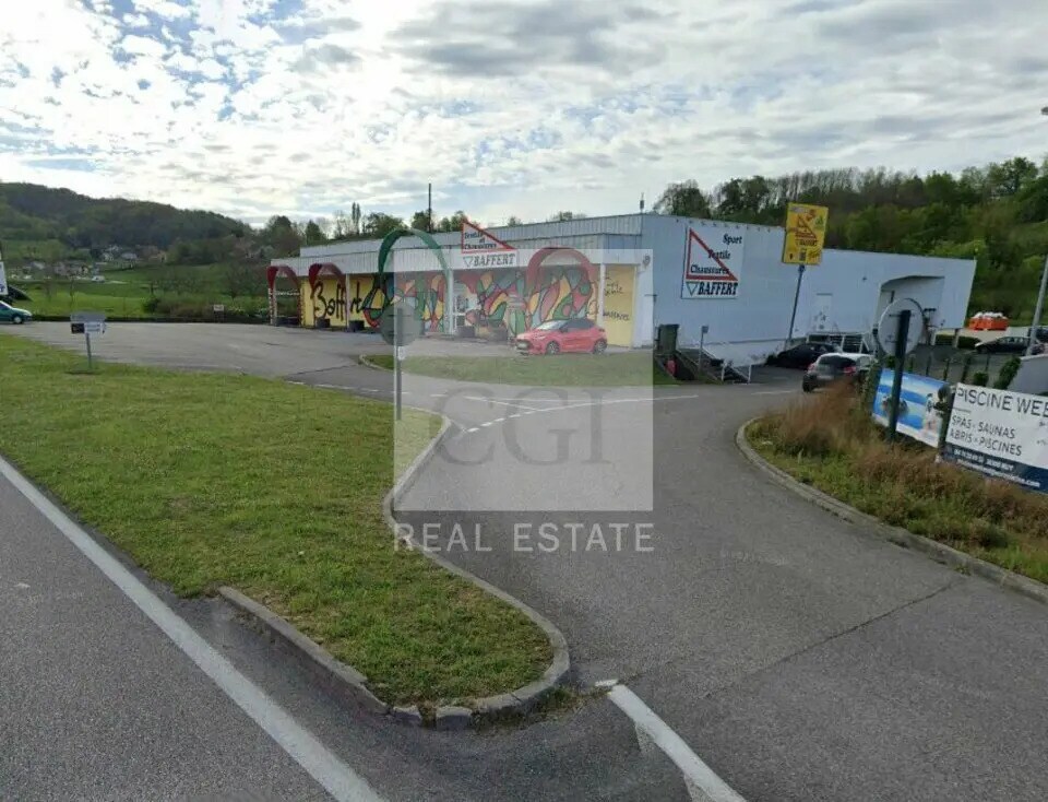 Local commercial dans Châteauvilain à louer Photo de l’immeuble– Image 1 sur 10