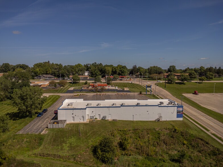 1750-1780 Rosenstiel Dr, Freeport, IL à vendre - Photo de l’immeuble – Image 3 sur 10