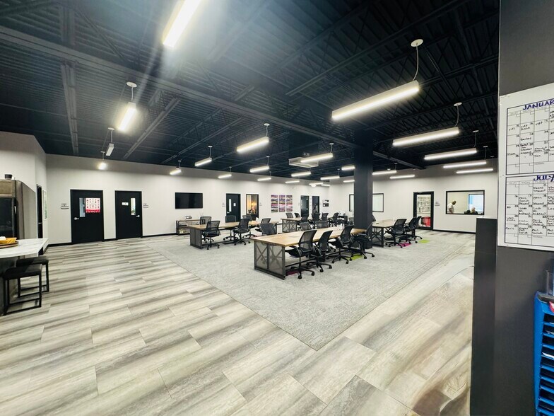 4432 Ardmore Ave, Fort Wayne, IN à louer - Photo intérieure – Image 2 sur 8