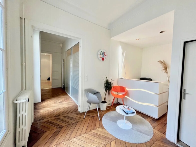 Bureau dans Paris à louer - Photo de l’immeuble – Image 1 sur 7