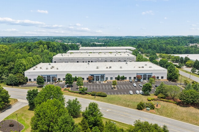 Plus de détails pour 4198 Eagle Hill Dr, High Point, NC - Industriel/Logistique à louer