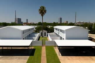 Plus de détails pour 5506-5510 Beverlyhill St, Houston, TX - Logement à vendre