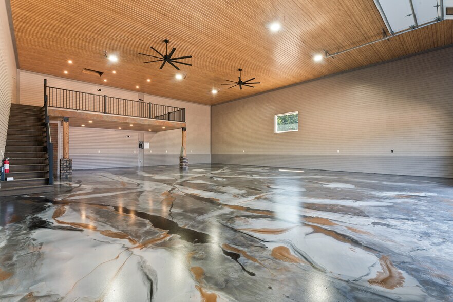 144 McCrary Rd, Mooresville, NC à vendre - Photo de l’immeuble – Image 2 sur 26