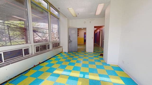 6010 47th Ave, Woodside, NY à louer - Vidéo sur l’annonce professionnelle – Image 3 sur 12