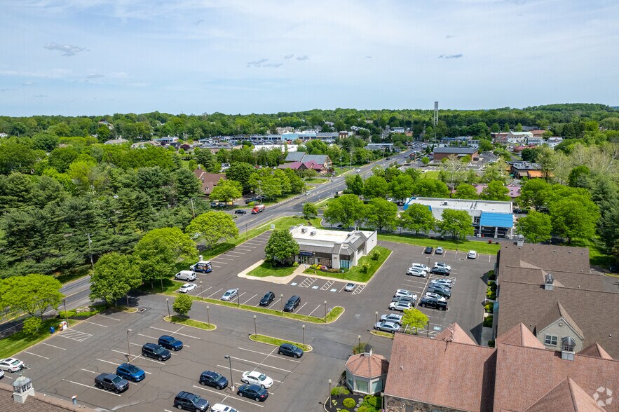 130 Almshouse Rd, Richboro, PA à vendre - Aérien – Image 2 sur 4