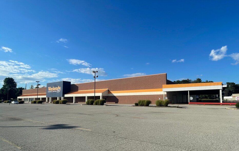 11333 Blake Dr, Bridgeton, MO à louer - Photo de l’immeuble – Image 3 sur 3