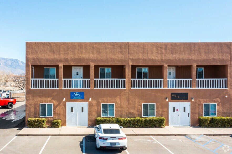 6010 Midway Park Blvd NE, Albuquerque, NM à vendre - Photo de l’immeuble – Image 2 sur 5