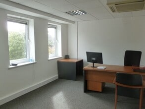 230 High St, Potters Bar à vendre Photo intérieure– Image 1 sur 3