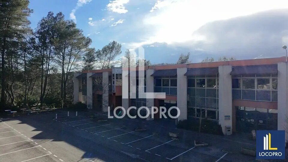 Local d’activités dans Valbonne à louer - Photo de l’immeuble – Image 3 sur 9