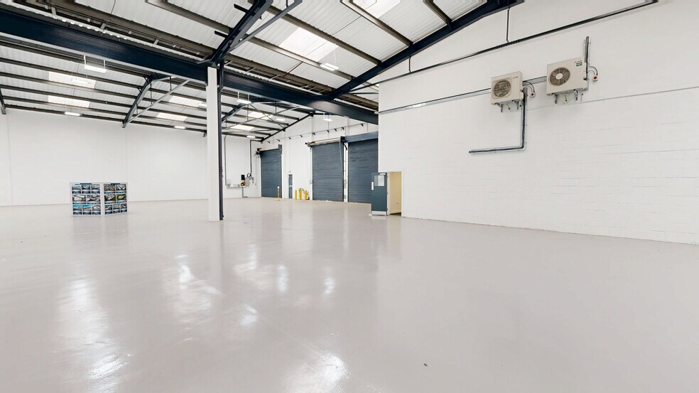 Standard Rd, Londres à louer - Numérisation 3D Matterport – Image 3 sur 20