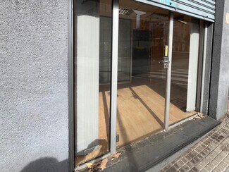 Plus de détails pour Local commercial à louer