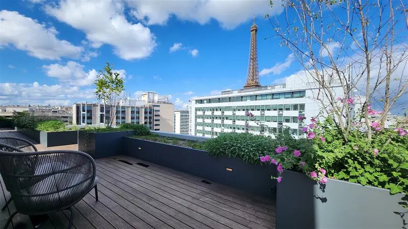 Bureau dans Paris à louer - Photo de l’immeuble – Image 2 sur 9