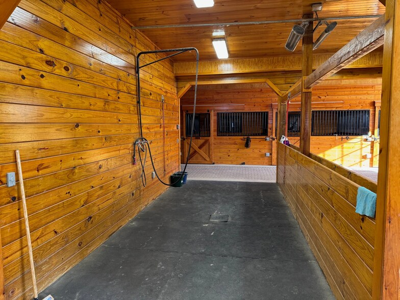 115 Hilltop Dr, Phoenix, NY à vendre - Photo de l’immeuble – Image 3 sur 38