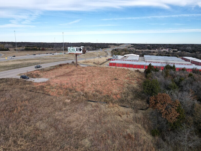 13790 I- 35 Frontage, Edmond, OK à vendre - Photo de l’immeuble – Image 3 sur 11