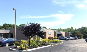 643 Route 211E, Middletown, NY à louer Photo de l’immeuble– Image 1 sur 15