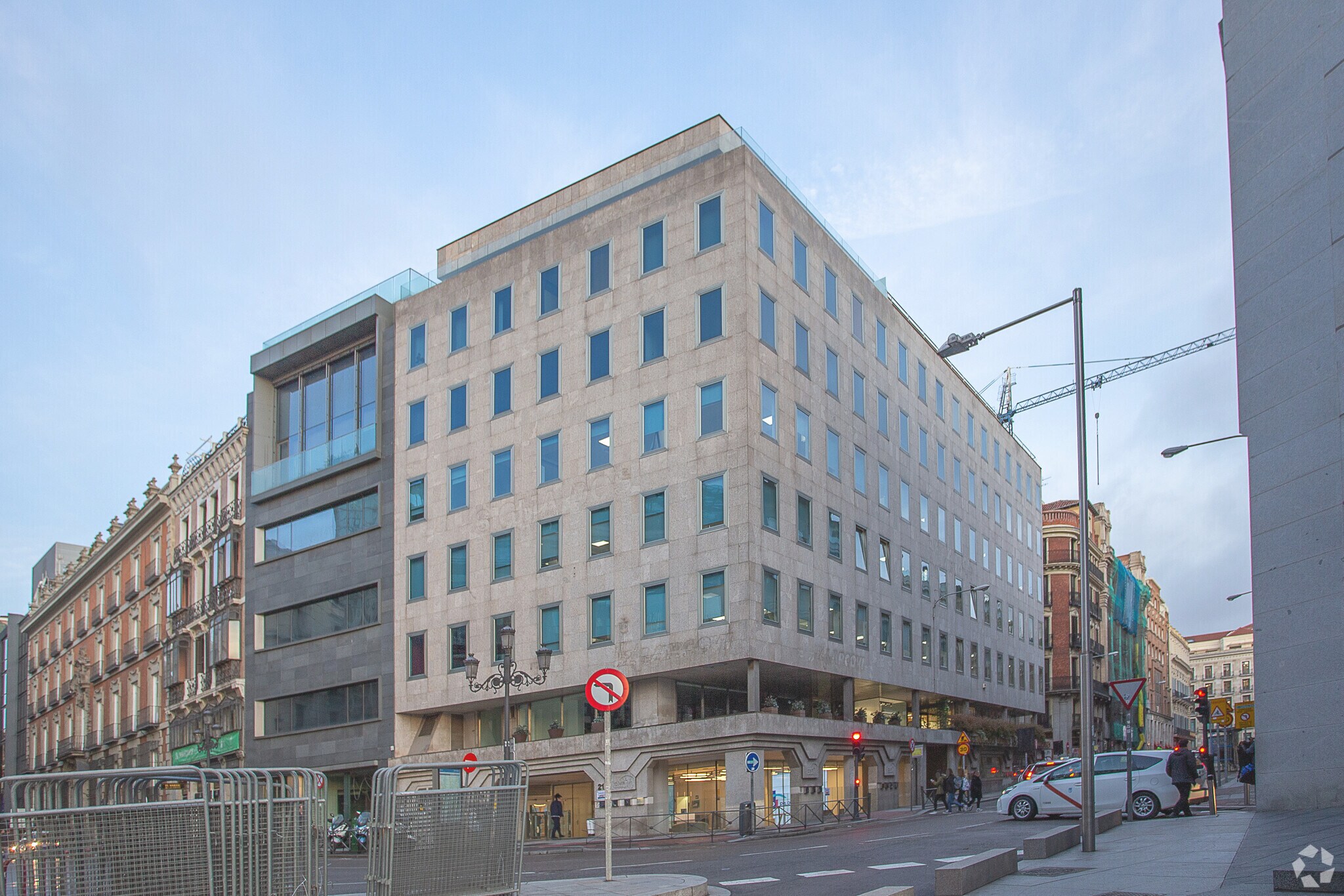 Bureau dans Madrid, Madrid à louer Photo principale– Image 1 sur 3