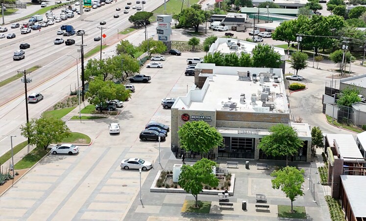 744 US Highway 75, Richardson, TX à vendre - Photo de l’immeuble – Image 3 sur 11