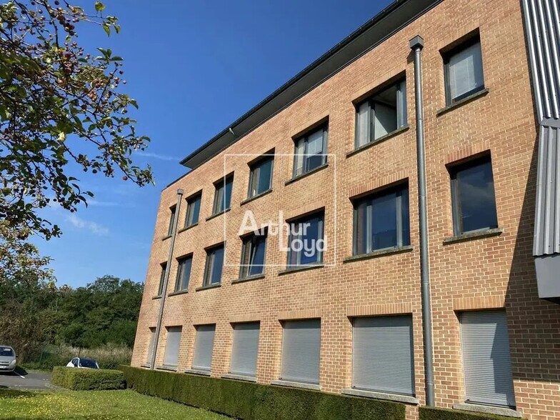 37 Rue Michel Ange, Évry-Courcouronnes à louer - Photo de l’immeuble – Image 1 sur 4