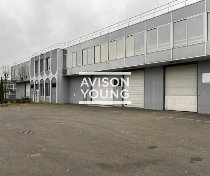 Local d’activités dans Saint-Denis à louer - Photo de l’immeuble – Image 1 sur 5
