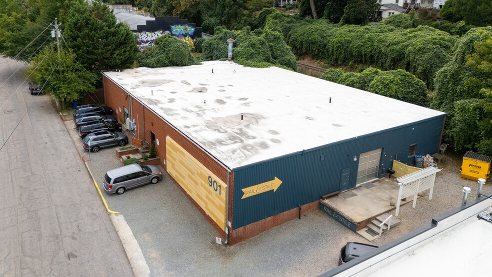 901 N West St, Raleigh, NC à louer - Photo de l’immeuble – Image 3 sur 11