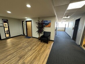 7200 E Hampden Ave, Denver, CO à louer Photo intérieure– Image 2 sur 5