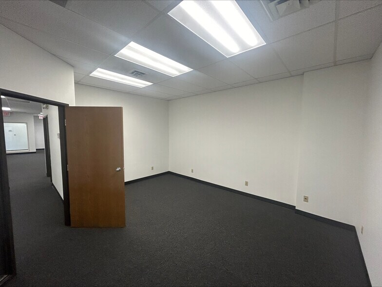 3371 W Cleveland Rd, South Bend, IN à louer - Photo de l’immeuble – Image 3 sur 8