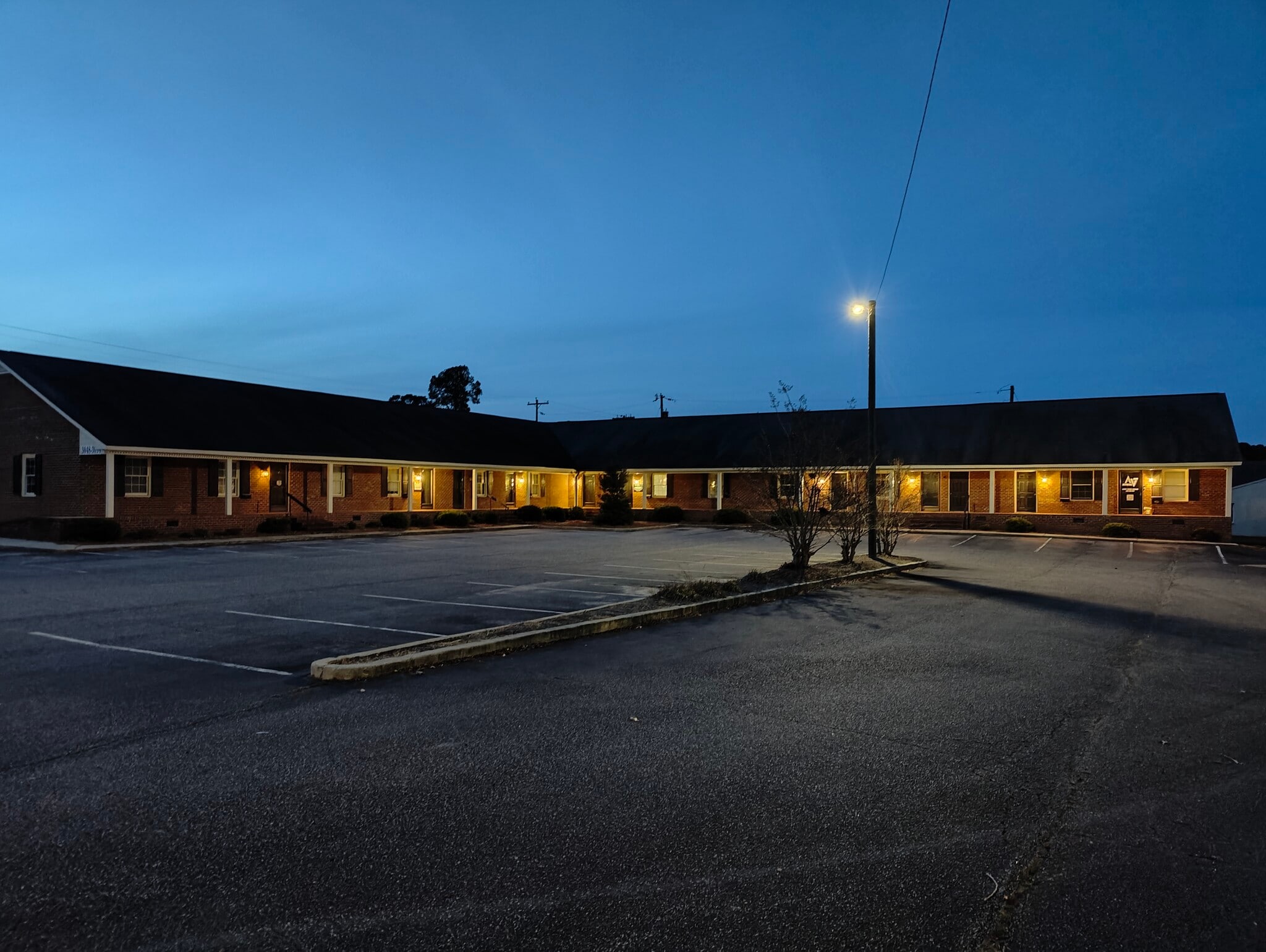 Sunset Ave, Rocky Mount, NC à vendre Photo principale– Image 1 sur 26