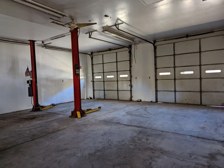 211 Oakwood Ave, Troy, NY à louer - Photo intérieure – Image 3 sur 11