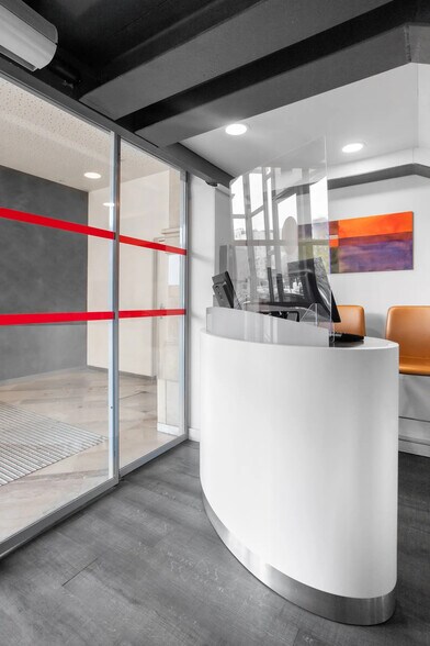 3 Place Simone Veil, Nancy à louer - Photo de l’immeuble – Image 3 sur 9