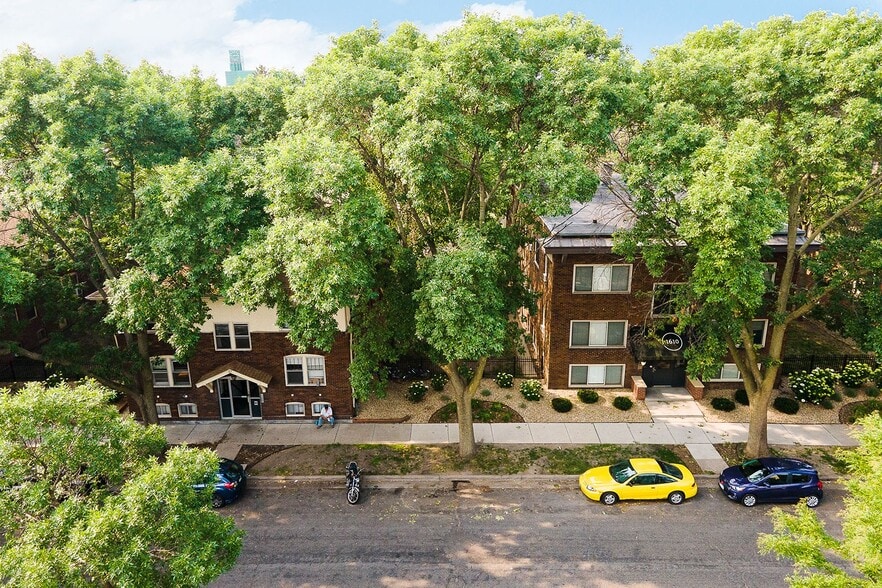 1598 Charles Ave, Saint Paul, MN à vendre - Photo de l’immeuble – Image 2 sur 14
