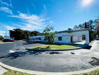 Plus de détails pour 2884-2898 S 8th St, Fernandina Beach, FL - Bureau/Médical à louer
