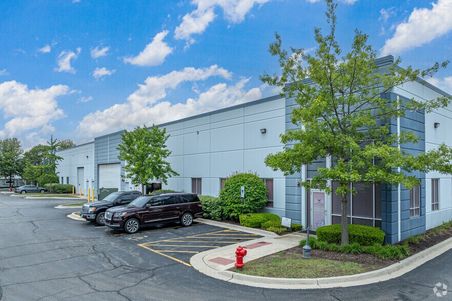 1000 W Crossroads Pkwy, Bolingbrook, IL à louer - Photo principale – Image 1 sur 5
