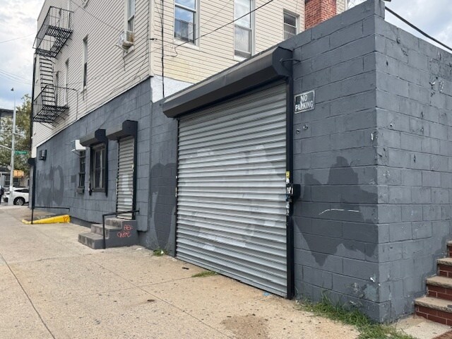 162 Saint Nicholas Ave, Brooklyn, NY à louer - Photo de l’immeuble – Image 3 sur 7